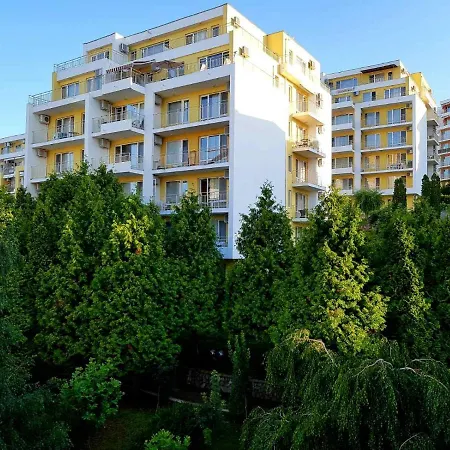 Apartment Crown F1 *
